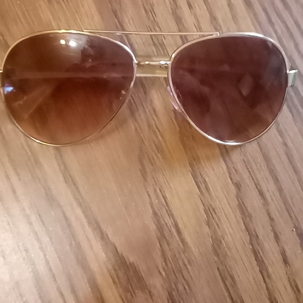 Animal print sunglasses bundle - Picture 3 of 7